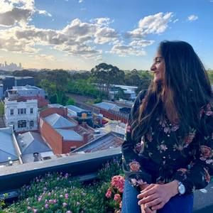 Meet your Posher, Vijini